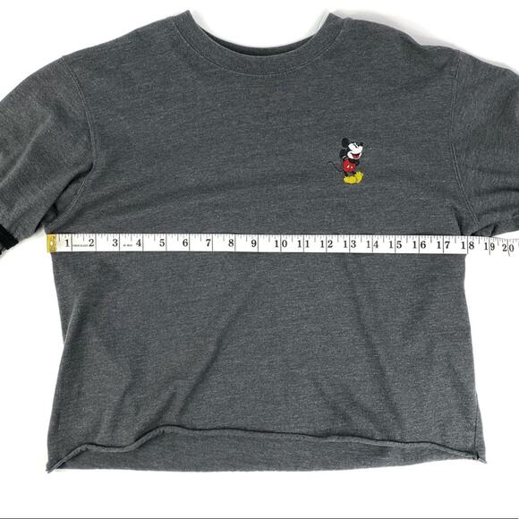 Disney Mickey Mouse Graphic Long Sleeve Tee Size Small - Picture 4 of 5